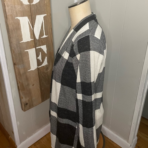 NWT Jenny Boston plaid cardigan - Picture 5 of 6